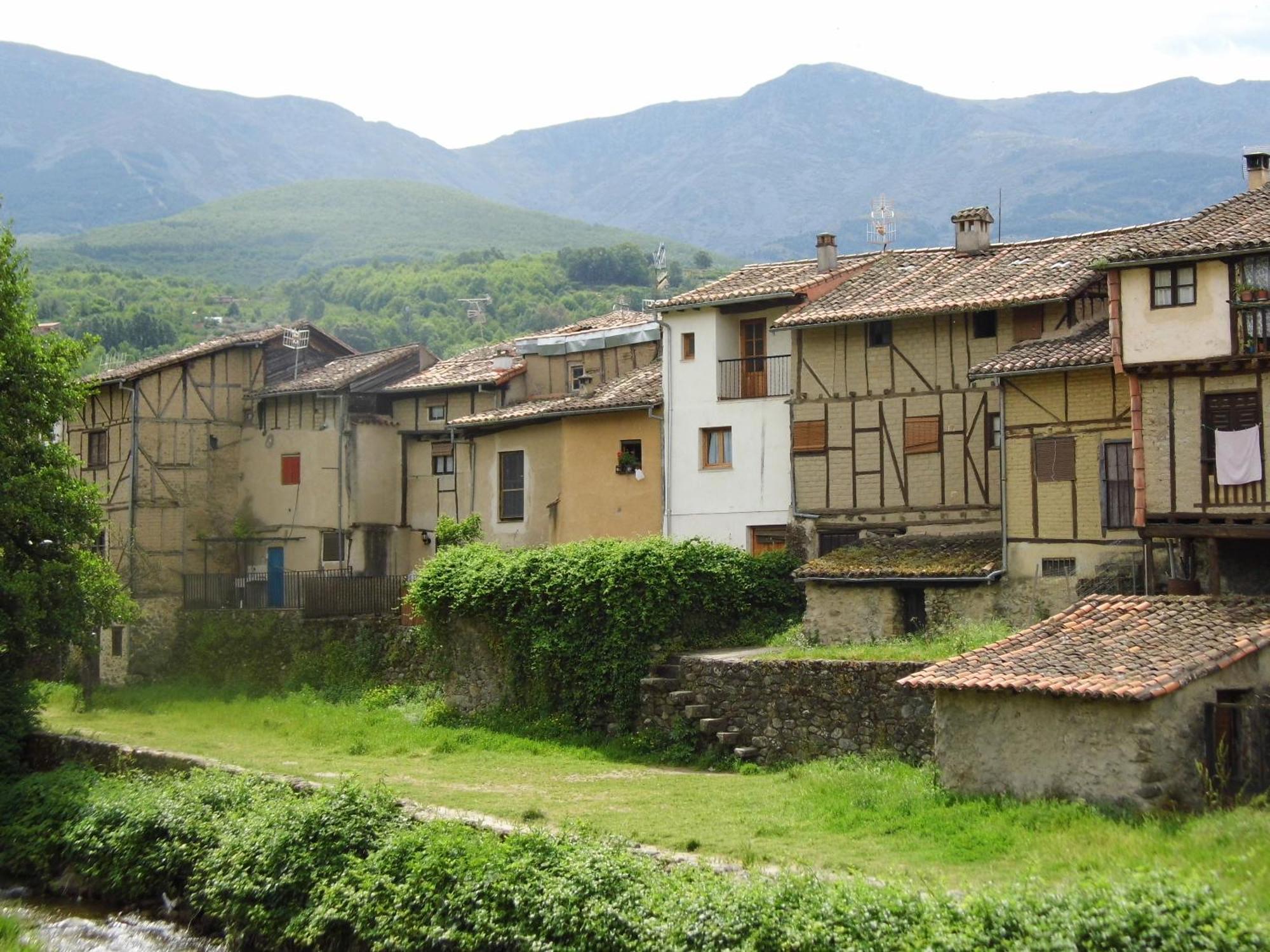 Apartamento Alhondiga Hervás Exterior foto